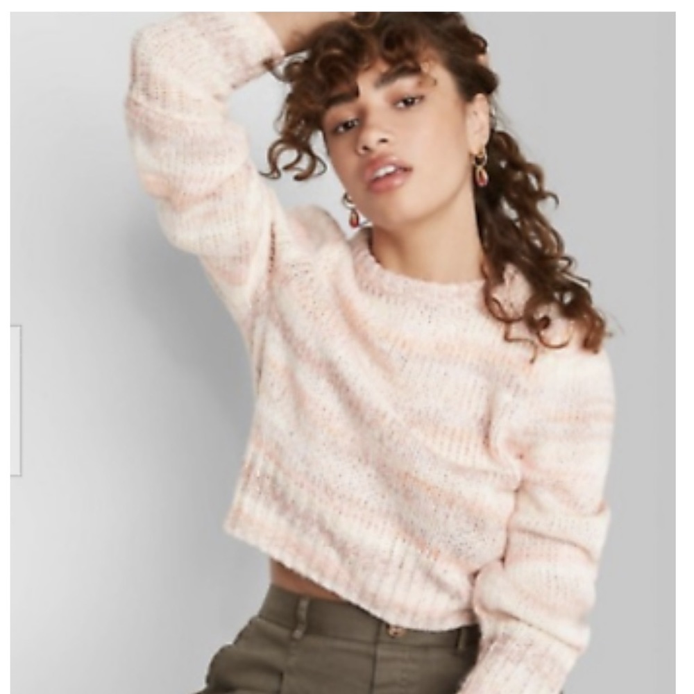 Wild Fable juniors Large Crewneck Pullover Cropped Sweater Peach Cream Soft y2k